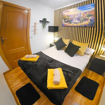 Exclusivo Junto Sagrada Familia Apartment